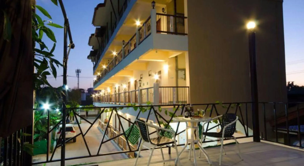 The Impress Sisaket