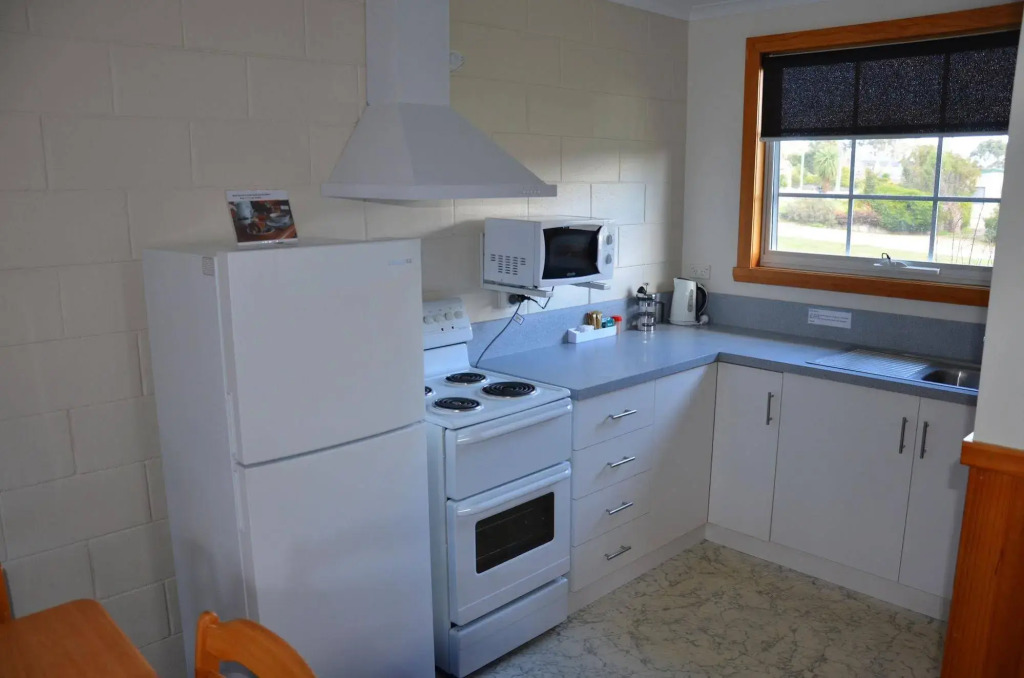 Castaway Holiday Apartments