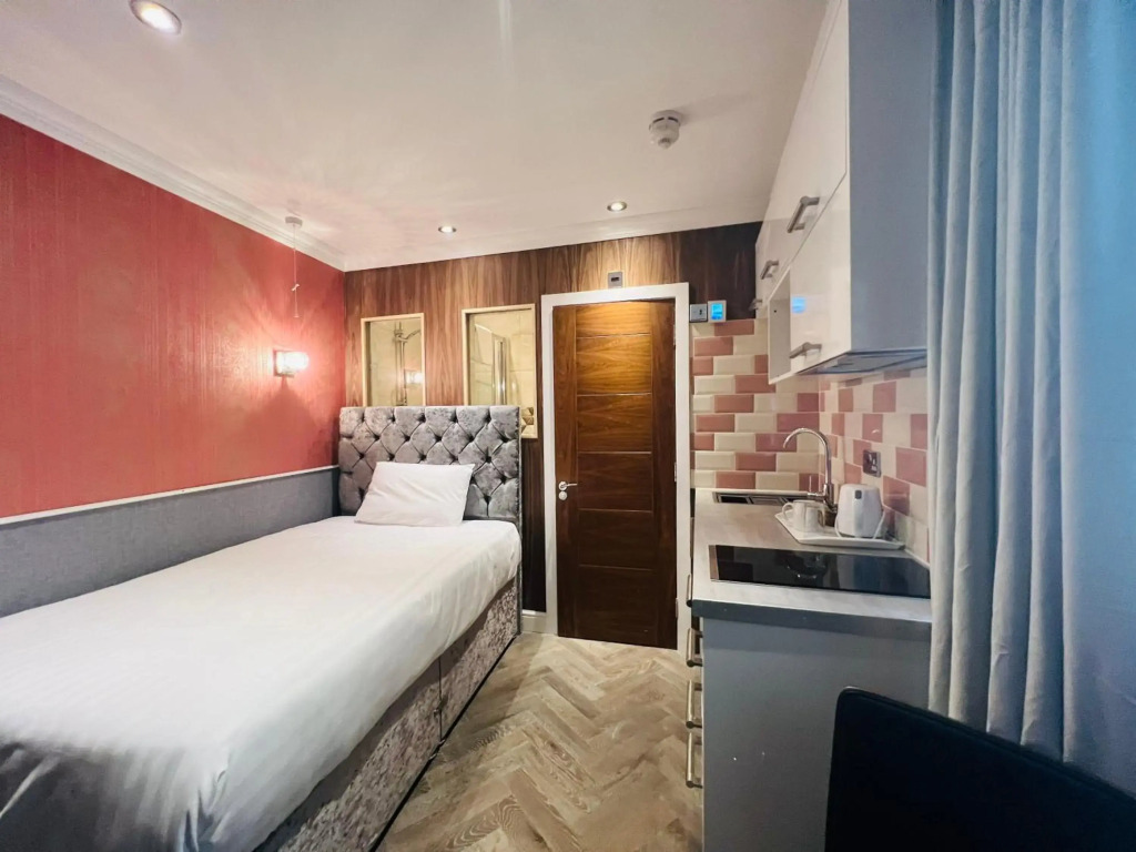 Cheshire Hotel Central London