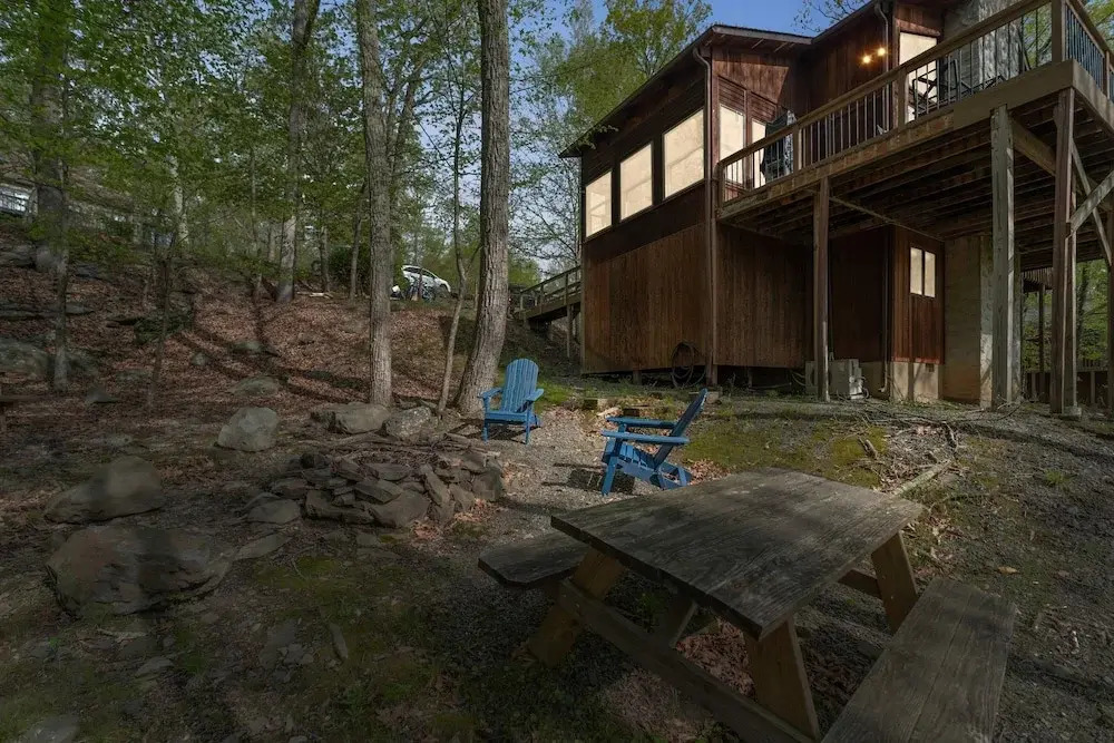 Charming Porter House In The Heart Of The Poconos 4 Bedroom Chalet
