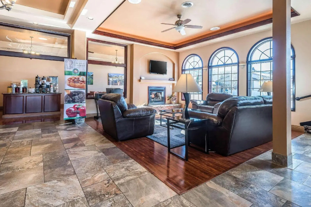Wingate by Wyndham Gunnison Near Western Colorado University