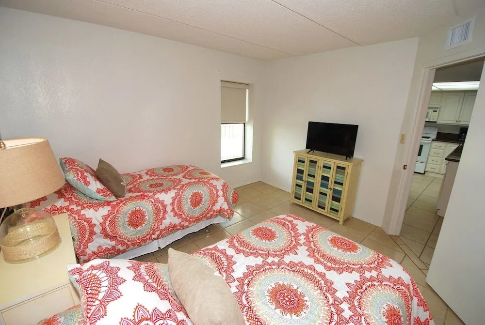 Saida III Condo Unit #3903 2 Bedrooms 2 Bathrooms Condo
