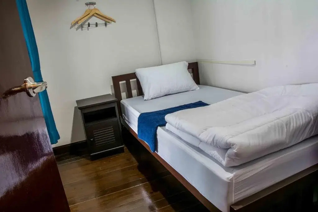 The Traveller Hostel - Adults Only