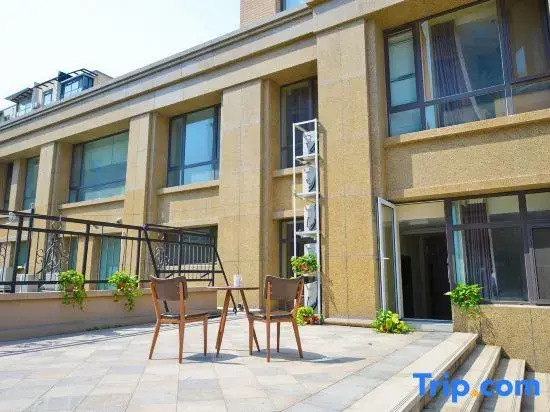 Jinhe Hotel