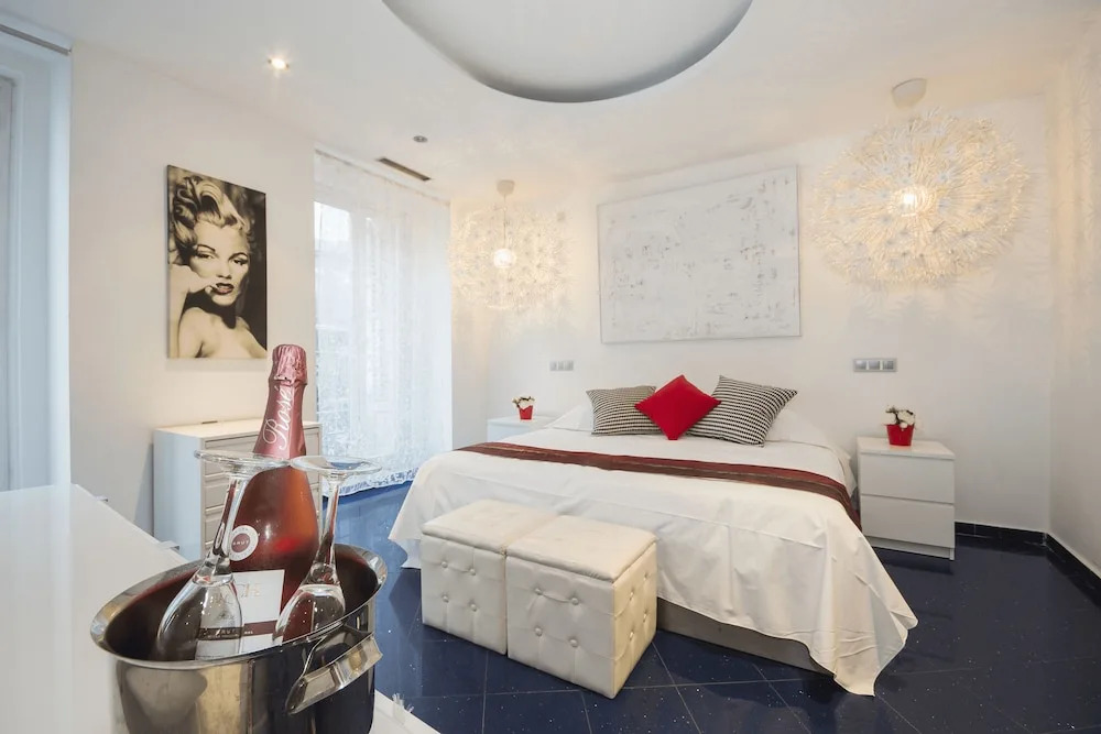 Gran Via Alaia Seasonal Living