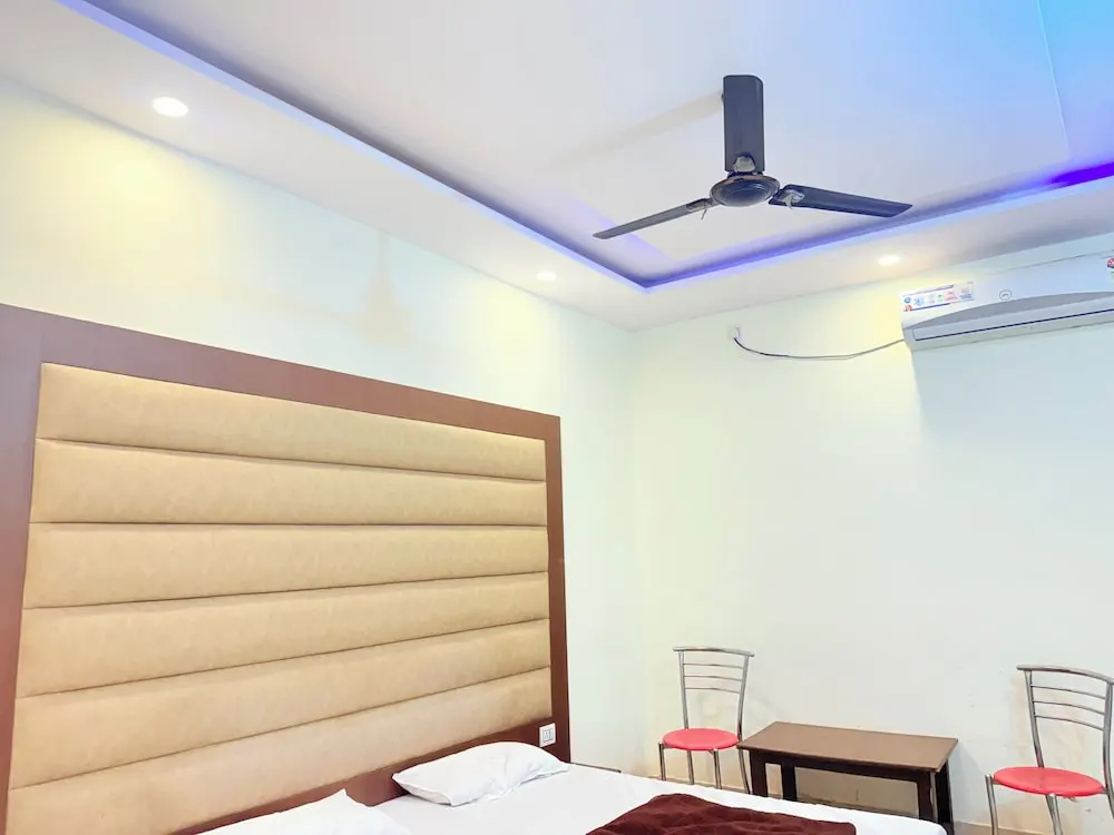 Hotel Darbar