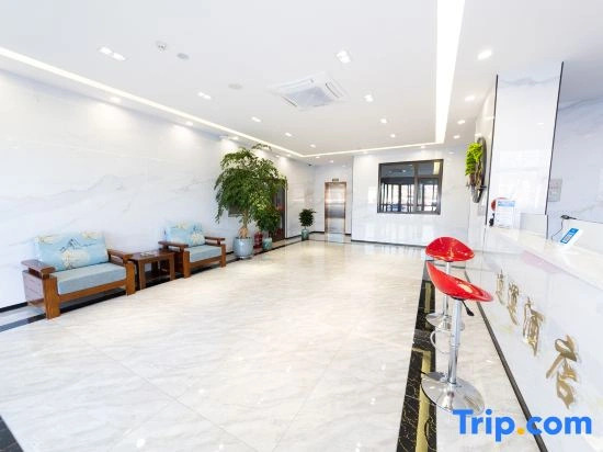 Lianyun Hotel (Longkou Heping Road)