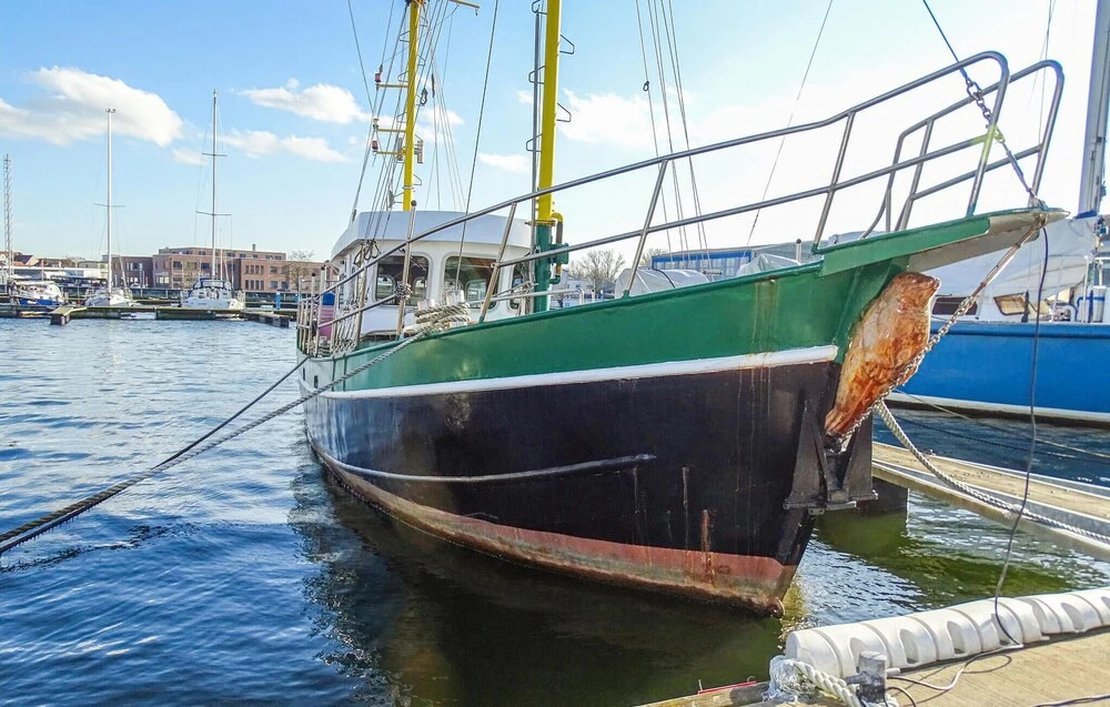Stunning Ship/boat in Wismar With 2 Bedrooms and Wifi