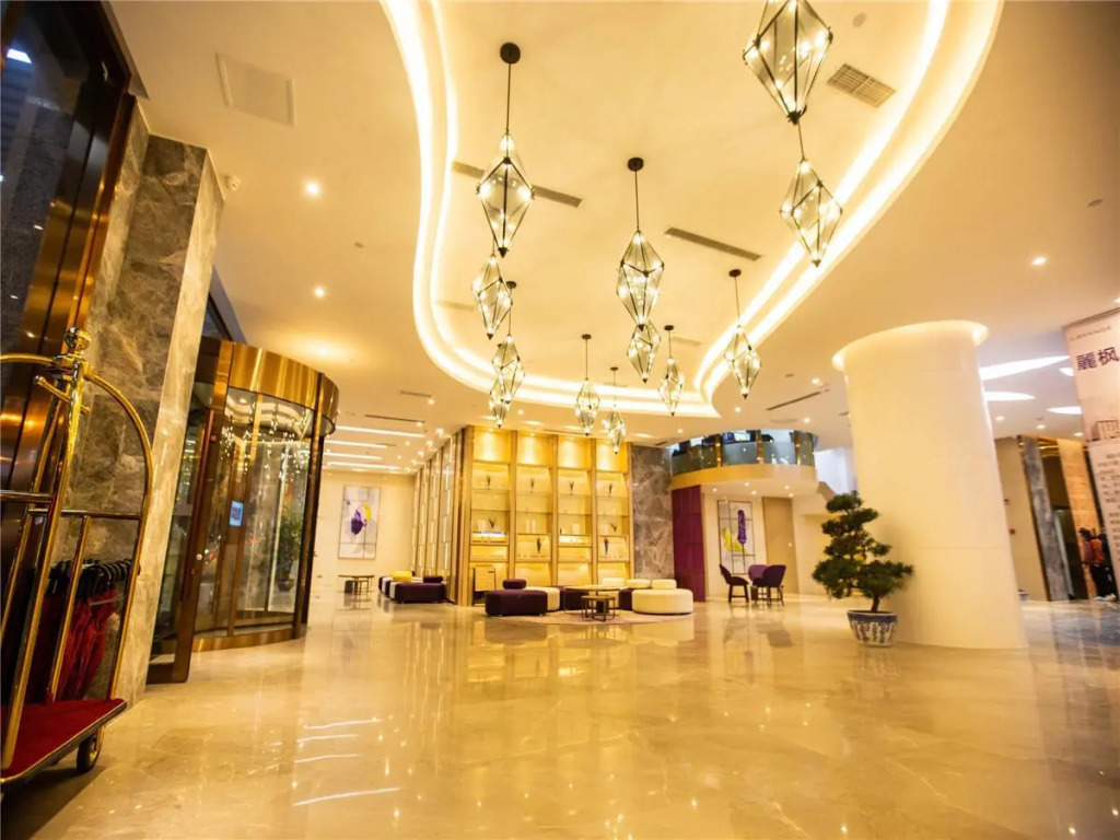 Lavande Hotel Mianyang Jiangyou Monument