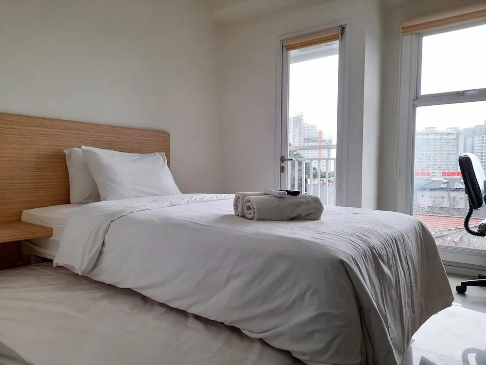 Compact Studio Parahyangan Residence Apartment near UNPAR
