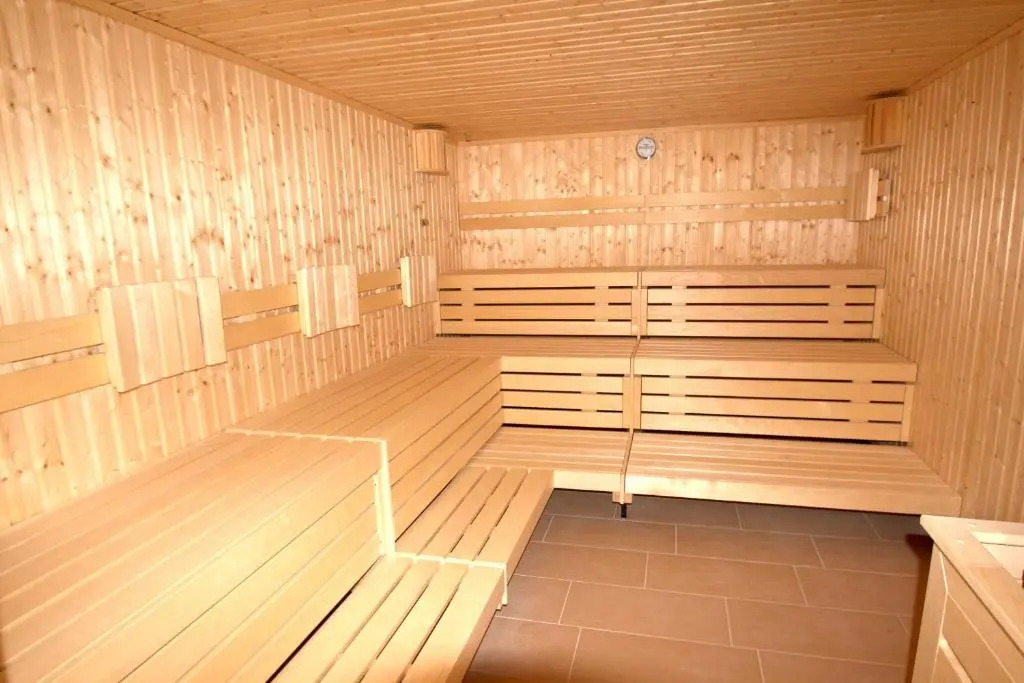 Strandresidenz Baabe Ferienwohnung 1-29 mit Sauna- und Schwimmbadnutzung im Haus