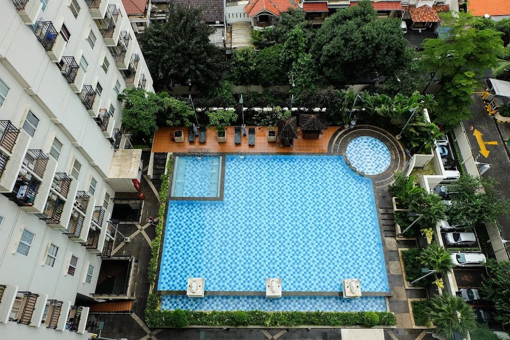 Prime Location 2BR Signature Park Apartment
