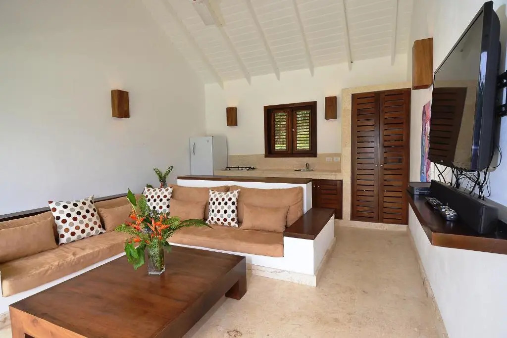 Las Terrenas Front Beach And Garden Villa with private staff