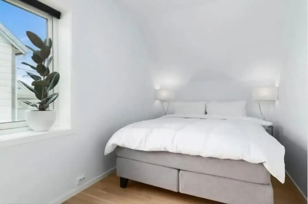 Wonderfully Located, 2bedroom, Balcony