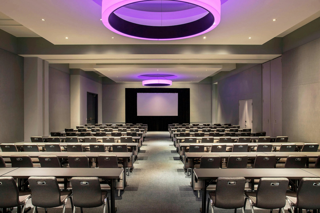 Aloft by Marriott Boston Seaport District