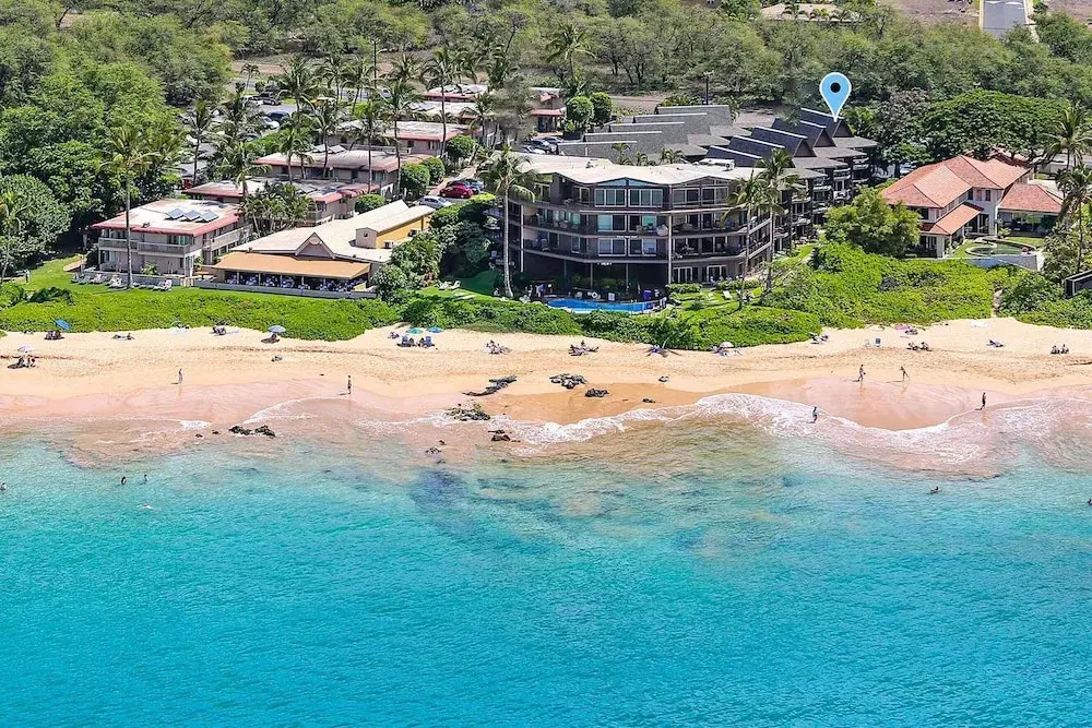 Hale Hui Kai 202 - Keawakapu Beach, Garden Views, Steps to the Beach, Split AC!