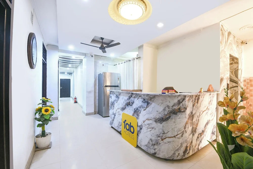 Fabhotel Mb Residency