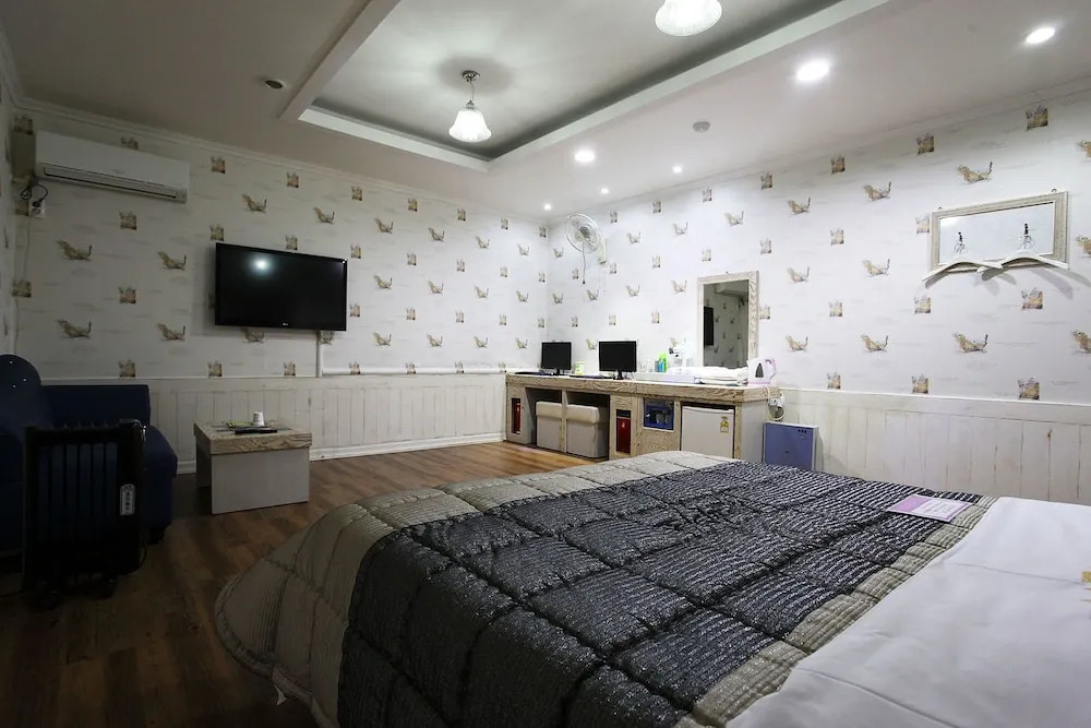 Picasso Motel Daejeon