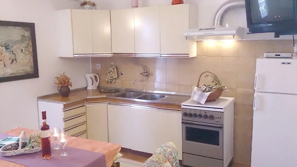 Apartment With 3 Bedrooms in Privlaka, With Wonderful sea View and Enc