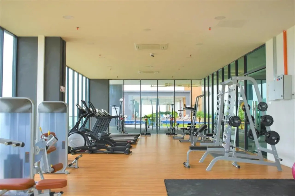 DWharf Hotel & Serviced Residence