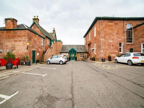 Redstones Hotel