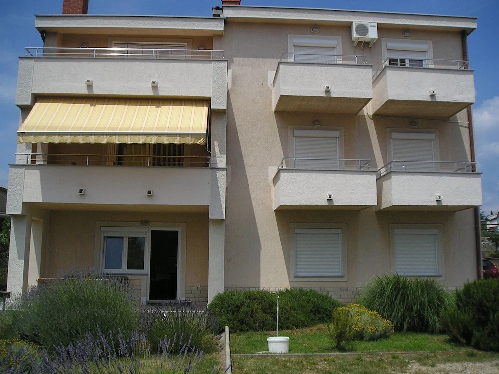 Apartments Dino