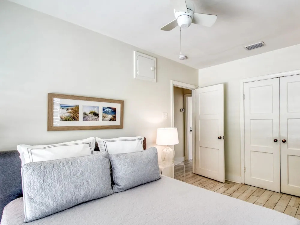 Anastasia Lodge Cabana Beach & Pool Oasis 3 Bedroom Home