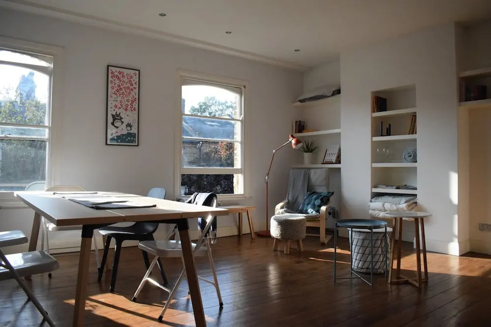 2 Bedroom Property in Brixton