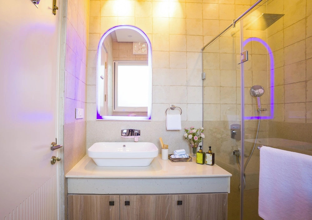ELIVAAS Antarmann Casa Mirage 3BHK Villa