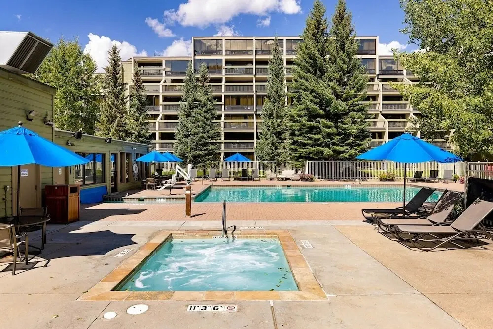 305 Brightwood At Keystone 2 Bedroom Condo