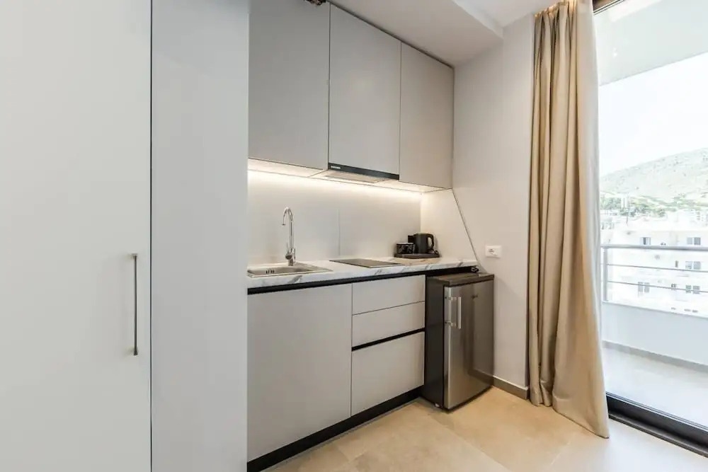 Luxury Studio With Free Parking