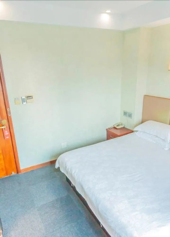 Shenhai Business Hotel