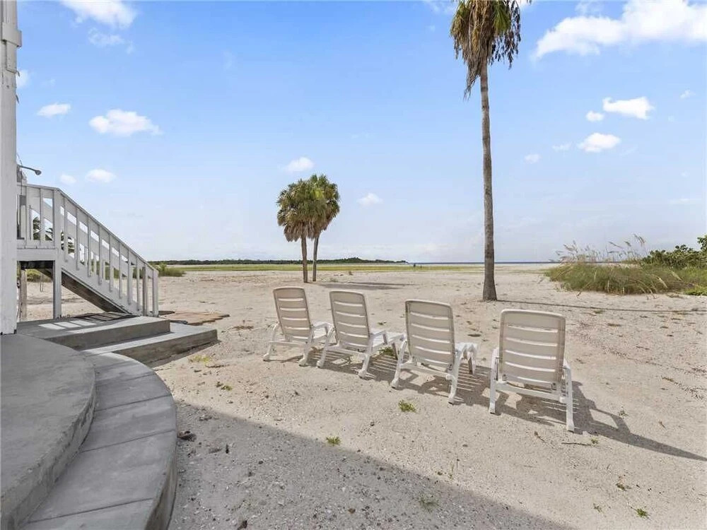 Beach Sanctuary, Beach Front, Views, 4 Bedrooms, Hot Tub, Sleeps 10