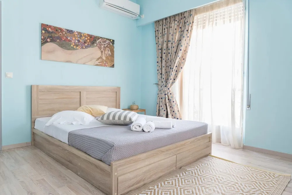 Syntagma Square Apartments by Livin Urbban