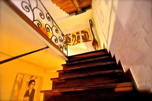 Rova Hotel