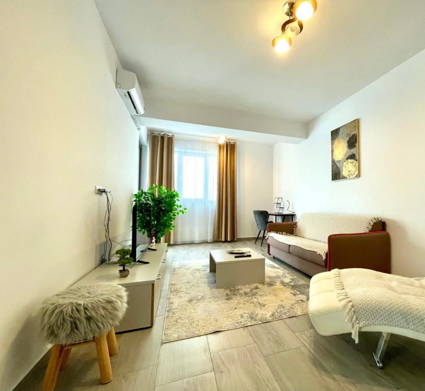 SOHO Apartment - City View with Rooftop Garden