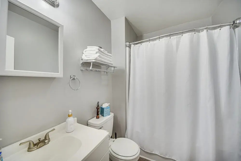 Charming Hampton Home Near Downtown & Beaches!