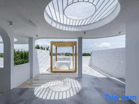 The Pool Space - ICONIC Pool Villa
