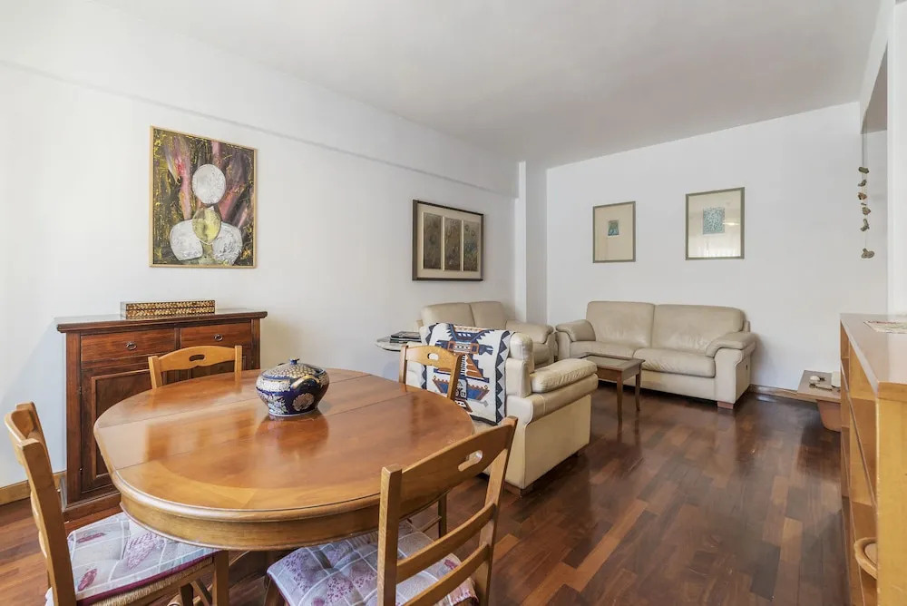 Portaportese Wooden Flat