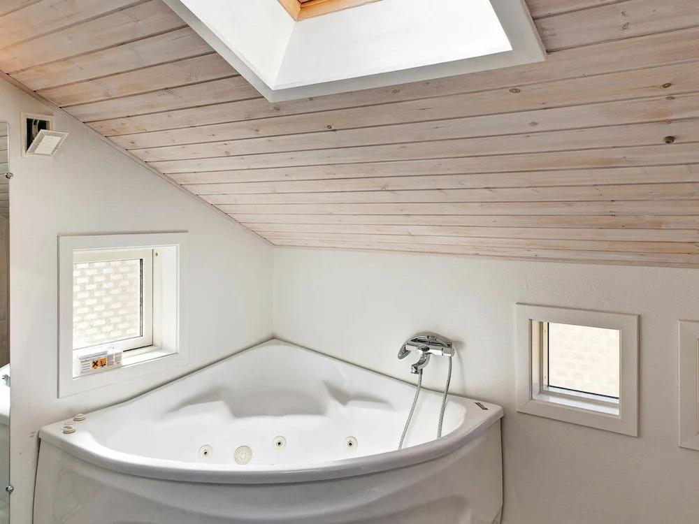 Chic Holiday Home In Nexø With Whirlpool