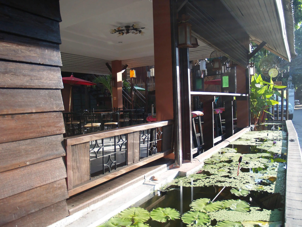 Sirikamsan House