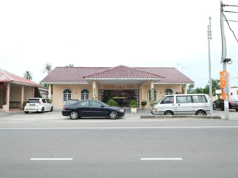 OYO 44004 Zaman Sejahtera Inn 1