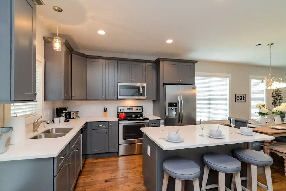 Kline Ave Nashville Home Unit B - 3 Br Condo