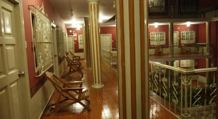 Hotel Colonial