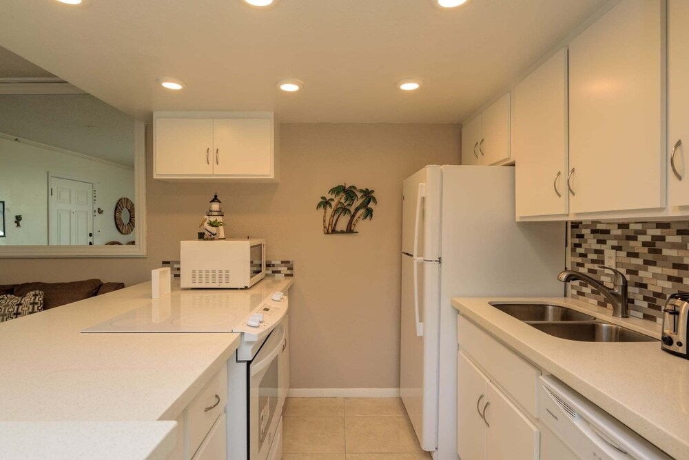 Tiki 236 - Perfect Getaway With Partial Beach View 1 Bedroom Condo