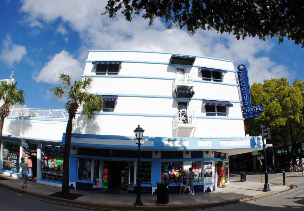 Pegasus International Hotel