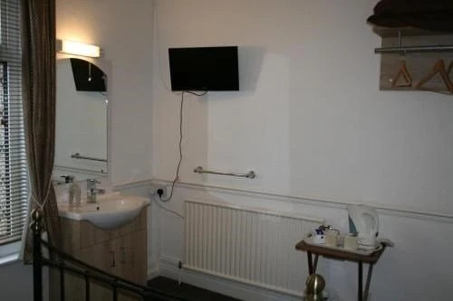 Aavon Court Guest House
