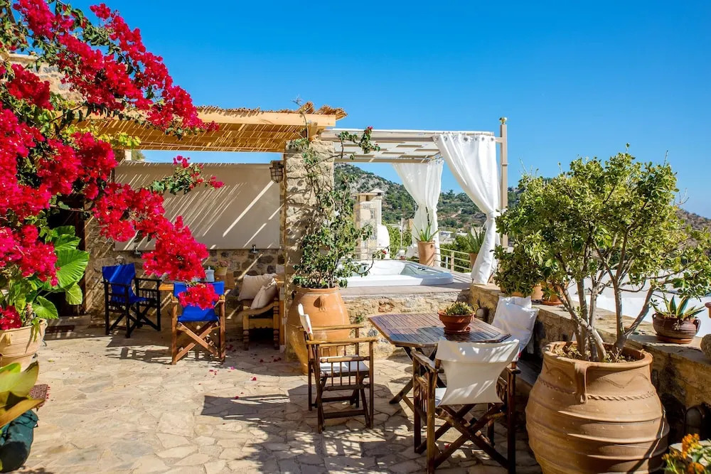 House With 4 Bedrooms in Anatoli, With Wonderful sea View, Enclosed Garden and Wifi Near the Beach