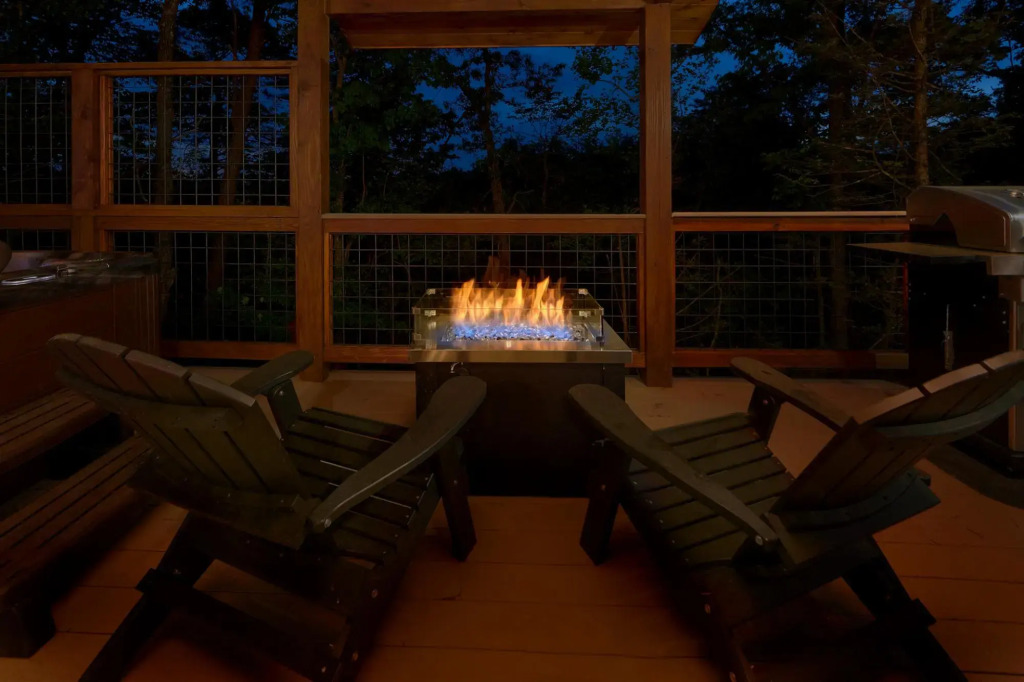Copper Creek Lodge in Gatlinburg