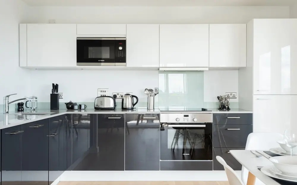 2 bed 2 Bath Greenwich Apart. - London